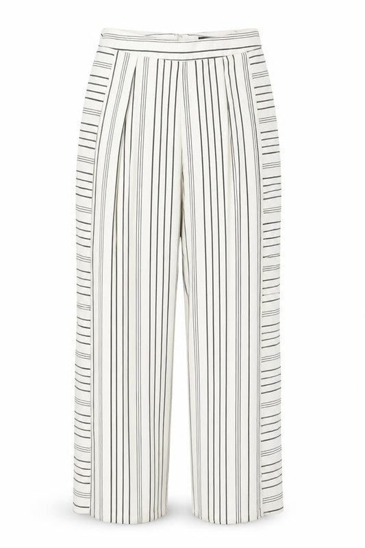 Womens UK Size 8 Topshop Regular Fit  White Trousers