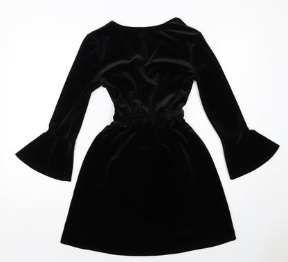 H&M Womens Black Polyester A-Line Size 8 V-Neck Pullover