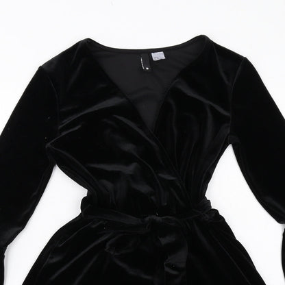 H&M Womens Black Polyester A-Line Size 8 V-Neck Pullover