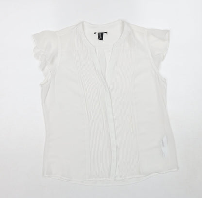FOREVER 21 Womens White Polyester Basic Button-Up Size M V-Neck