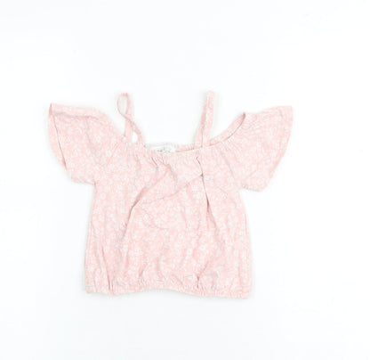 Additional front view of Btween girls’ pink floral cotton basic blouse, size 6, years round neck pullover - cold shoulder