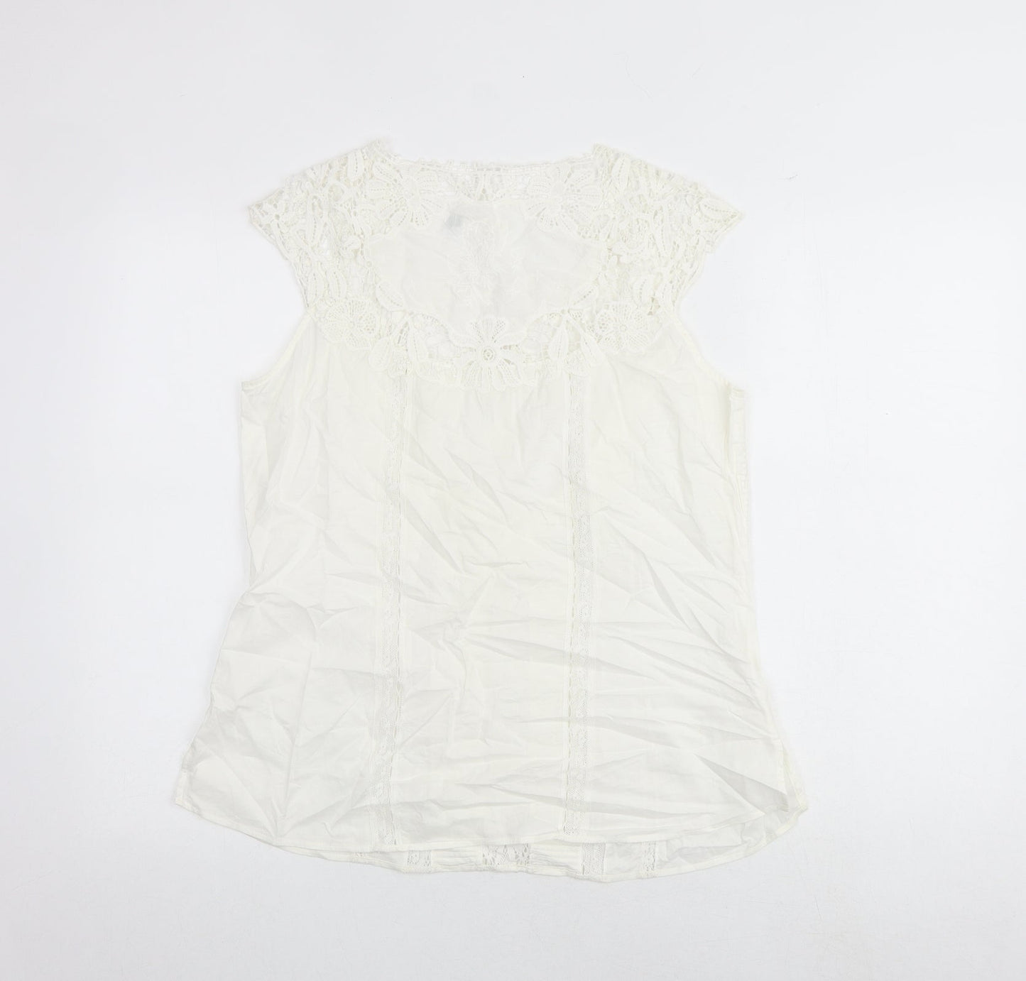 Lakeland Womens White Polyester Basic Blouse Size 14 Round Neck