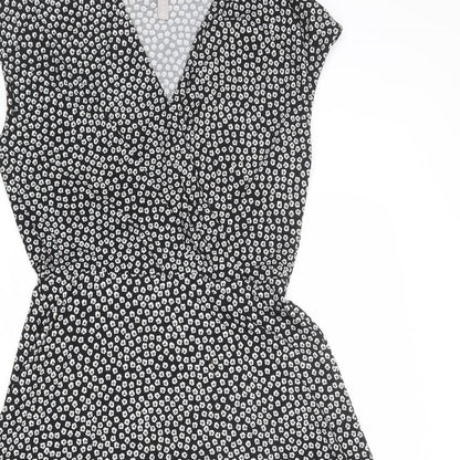 H&M Womens Black Floral Polyester Fit & Flare Size S V-Neck Pullover