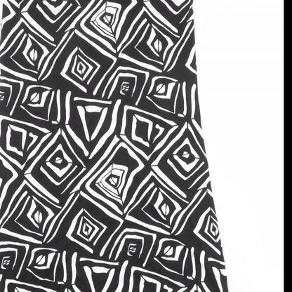 Massana Womens Black Geometric Viscose A-Line Size M V-Neck Pullover