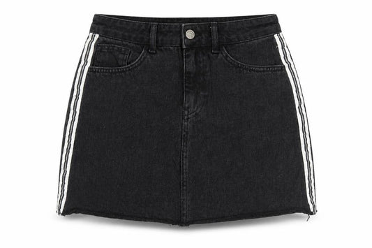 Front view of Denim & Co. women’s black herringbone cotton mini skirt, size UK 10, zip