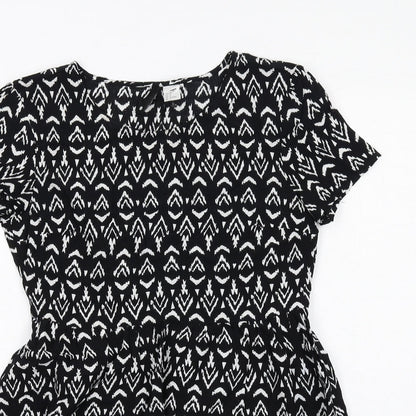 H&M Womens Black Geometric Viscose A-Line Size 8 Round Neck Pullover