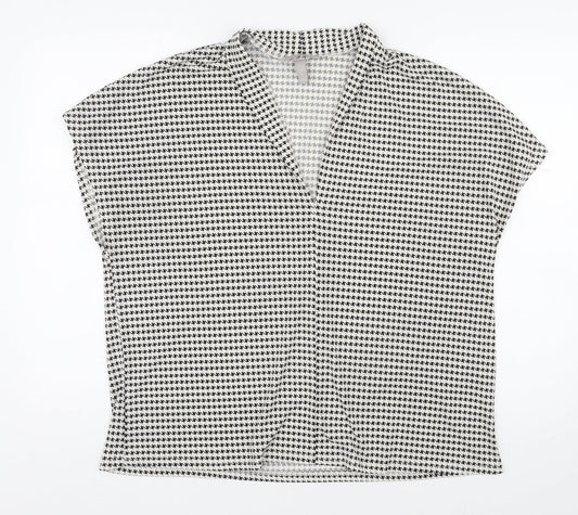 H&M Womens White Geometric Polyester Basic Blouse Size XL V-Neck