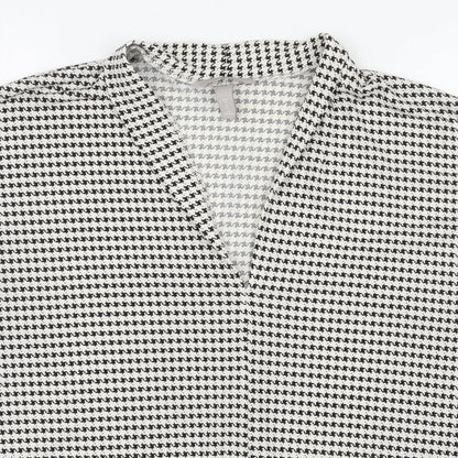 H&M Womens White Geometric Polyester Basic Blouse Size XL V-Neck