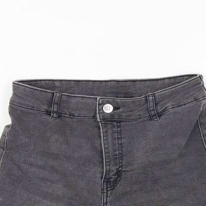 H&M Womens Grey Cotton Boyfriend Shorts Size 8 L3 in Regular Zip
