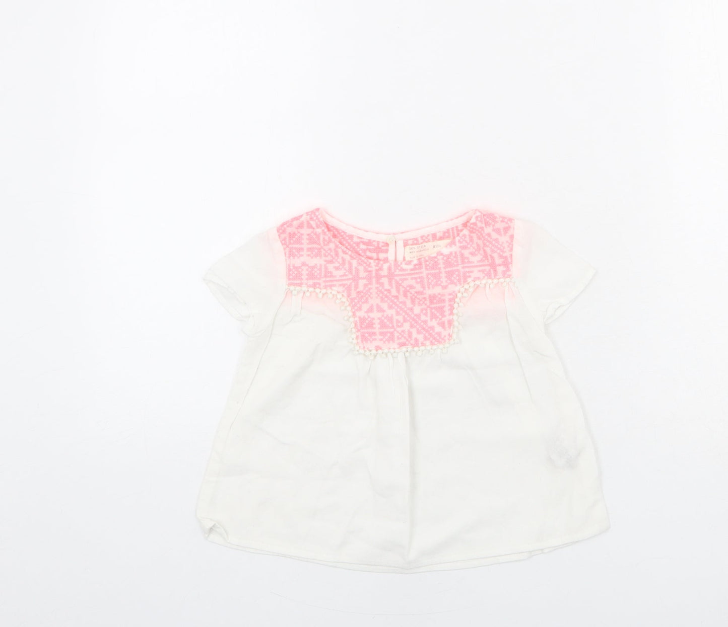 Zara Girls White Polyester Basic Blouse Size 4 Years Round Neck Button