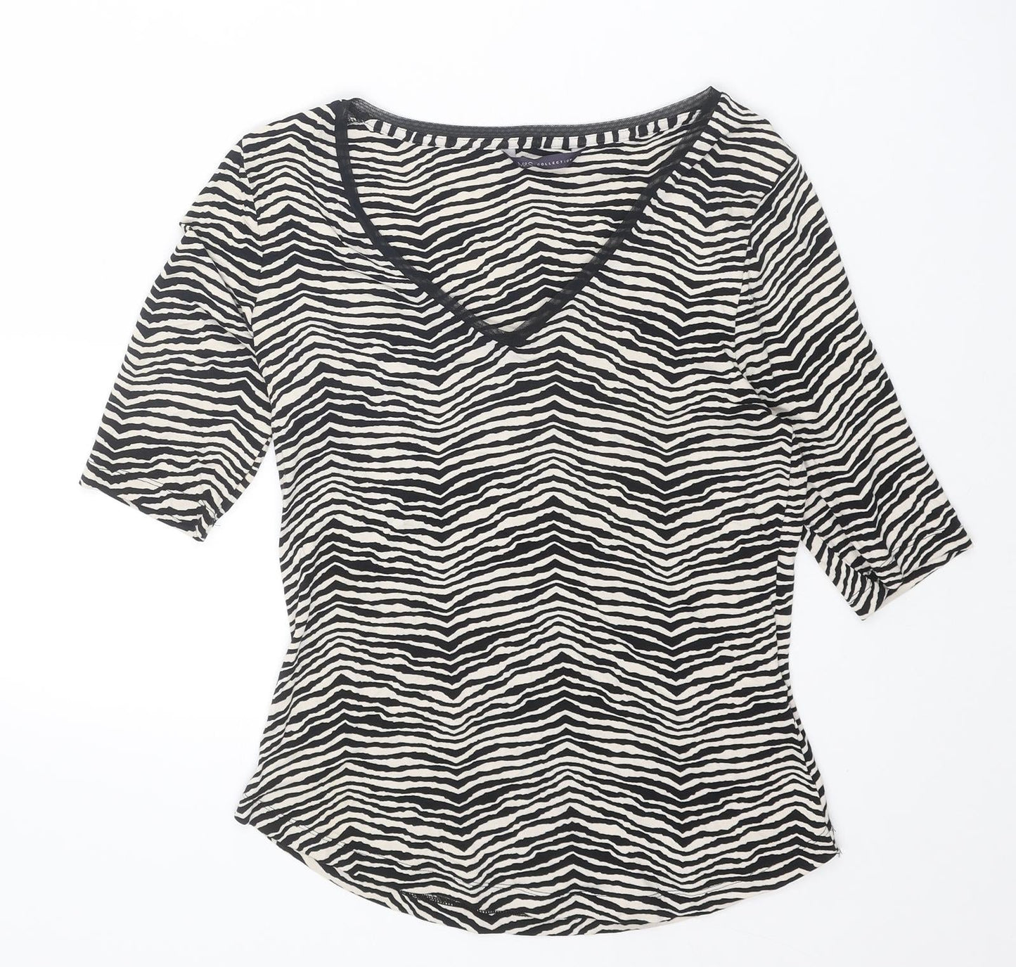 Marks and Spencer Womens Black Animal Print Viscose Basic T-Shirt Size 8 V-Neck - Tiger Print