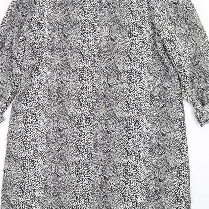 A&G Womens Black Geometric Rain Coat Coat Size 10 Snap