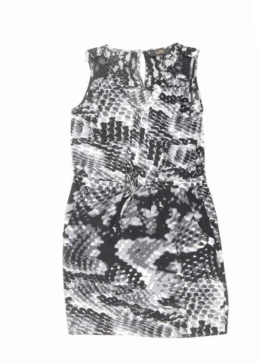 Luxe Womens Black Geometric Polyester Shift Size 8 V-Neck Button