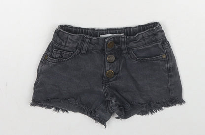 Marks and Spencer Girls Black Cotton Cut-Off Shorts Size 3-4 Years L3 in Regular Buckle