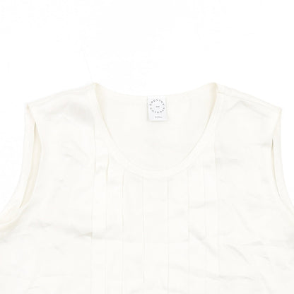 Womens UK Size S Country Casuals Ivory Basic Blouse