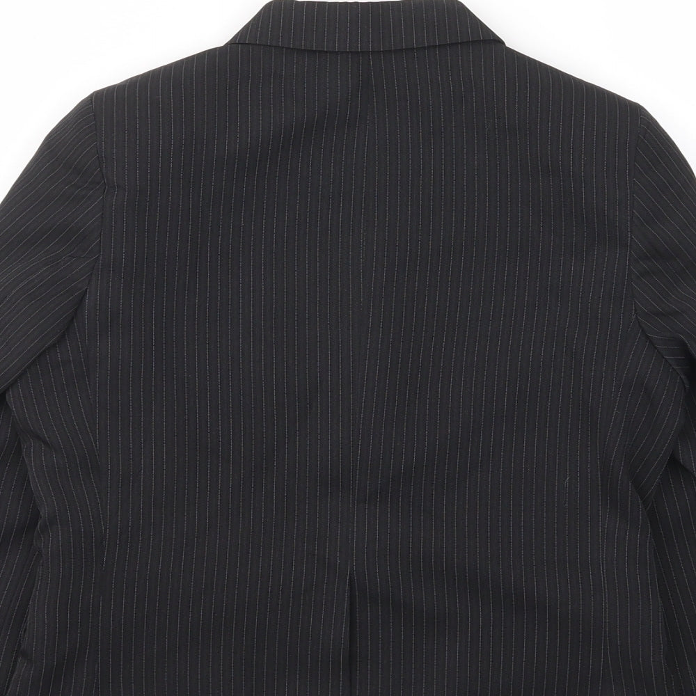 Brand and care label for Duck and Cover boys’ grey striped jacket blazer, size 7, years button