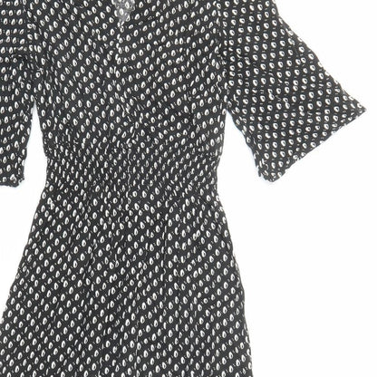 H&M Womens Black Geometric Viscose A-Line Size 4 Round Neck Button
