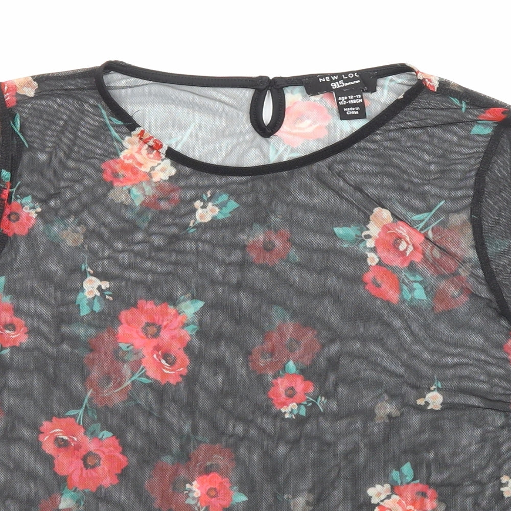 New Look Girls Black Polyester Basic T-Shirt Size 12-13 Years Boat Neck Button - Flowers