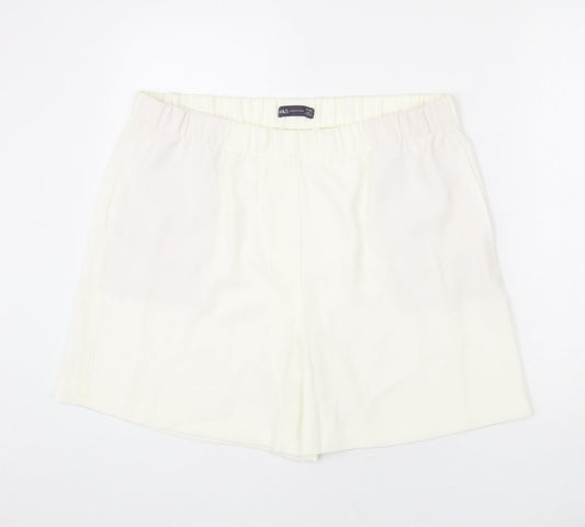 Marks and Spencer Womens Ivory Polyester Paperbag Shorts Size 18 L6 in Regular Pull On