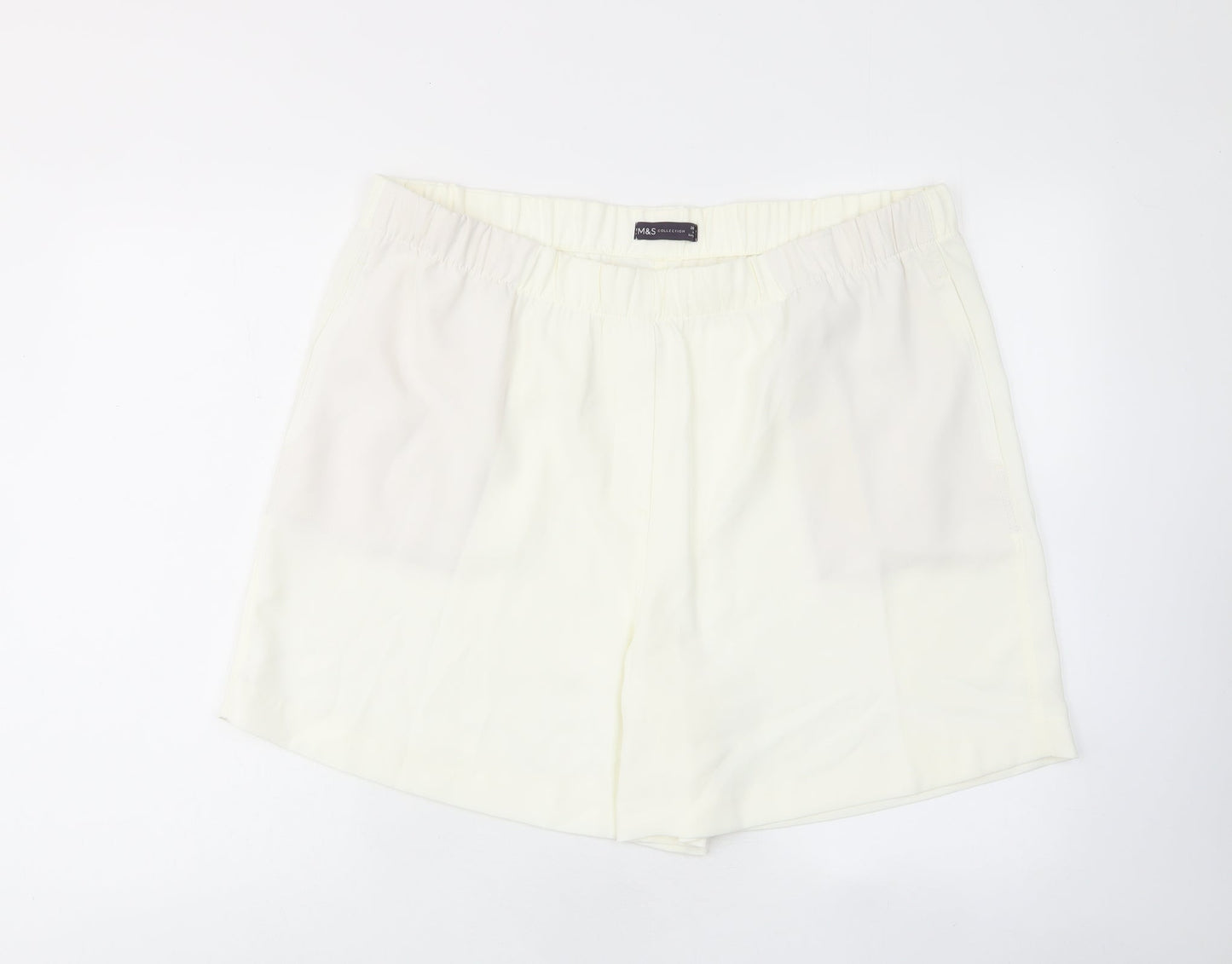 Marks and Spencer Womens Ivory Polyester Bermuda Shorts Size 20 L7 in Regular Pull On - Pockets, Elastic waist