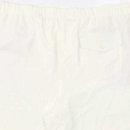 Marks and Spencer Womens Ivory Polyester Bermuda Shorts Size 20 L8 in Regular Pull On - Pockets, Elastic waist