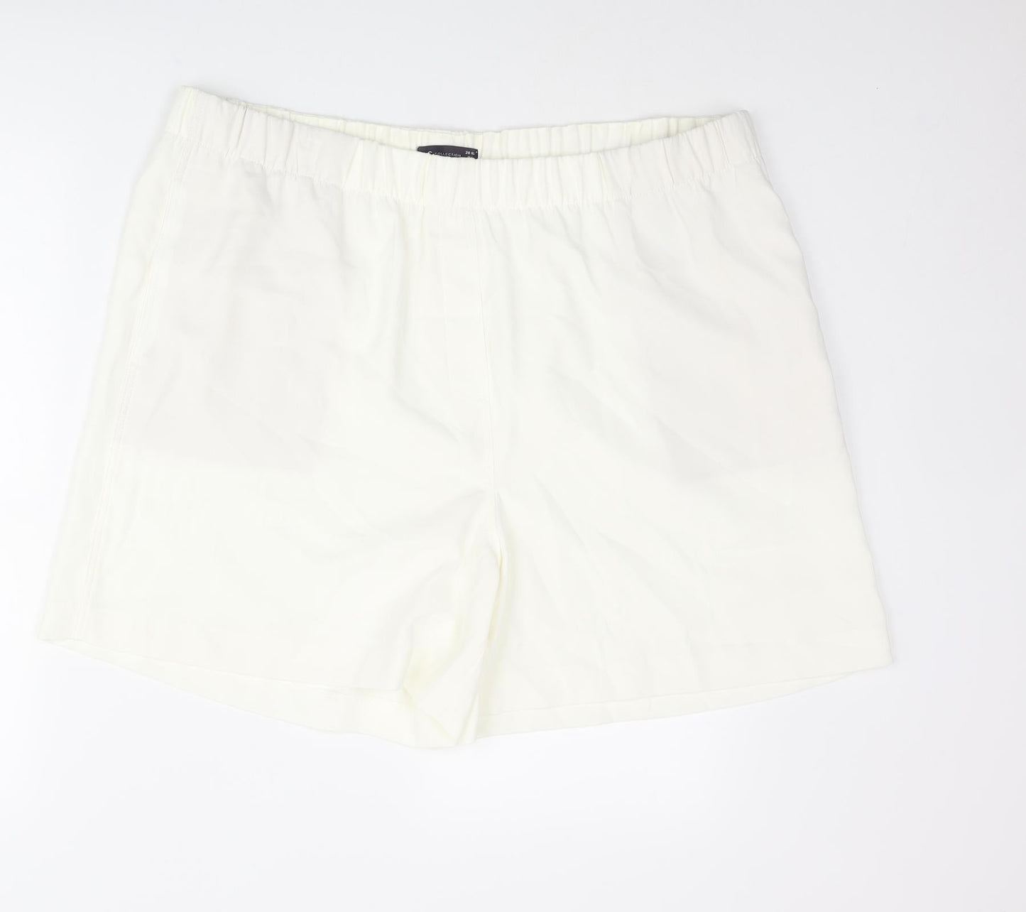 Marks and Spencer Womens Ivory Polyester Basic Shorts Size 20 L6 in Regular Pull On