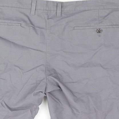 Marks and Spencer Mens Grey Cotton Chino Shorts Size 44 in L8 in Regular Zip - Short Leg