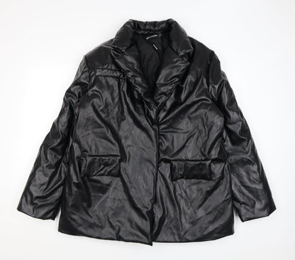 Womens UK Size 10 PRETTYLITTLETHING Black Puffer Jacket