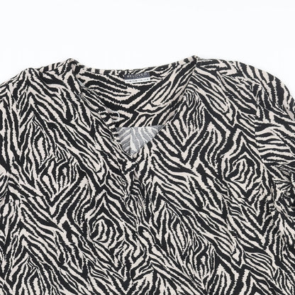 Beloved Womens Black Animal Print Viscose Basic Blouse Size 18 V-Neck - Tiger Print