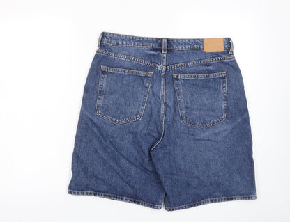 Weekday Womens Blue Cotton Boyfriend Shorts Size 31 in L8 in Regular Zip - Pockets, Logo