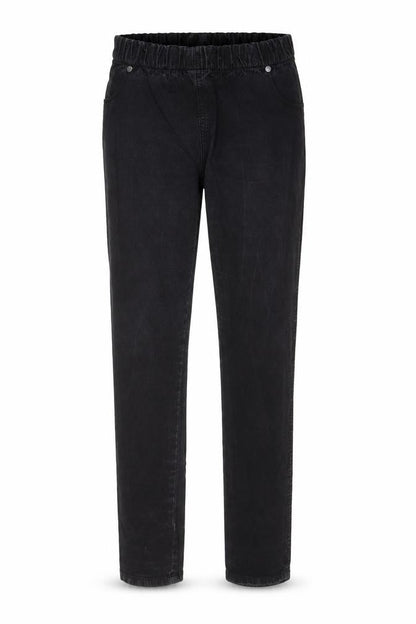 Front view of Denim & Co. women’s black cotton skinny jeans, size UK 14, 30-inch leg regular - elastic waist