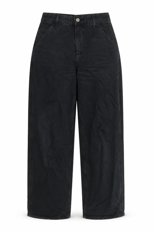 Front view of ASOS women’s black cotton mom jeans, size UK 6, 29-inch leg regular zip