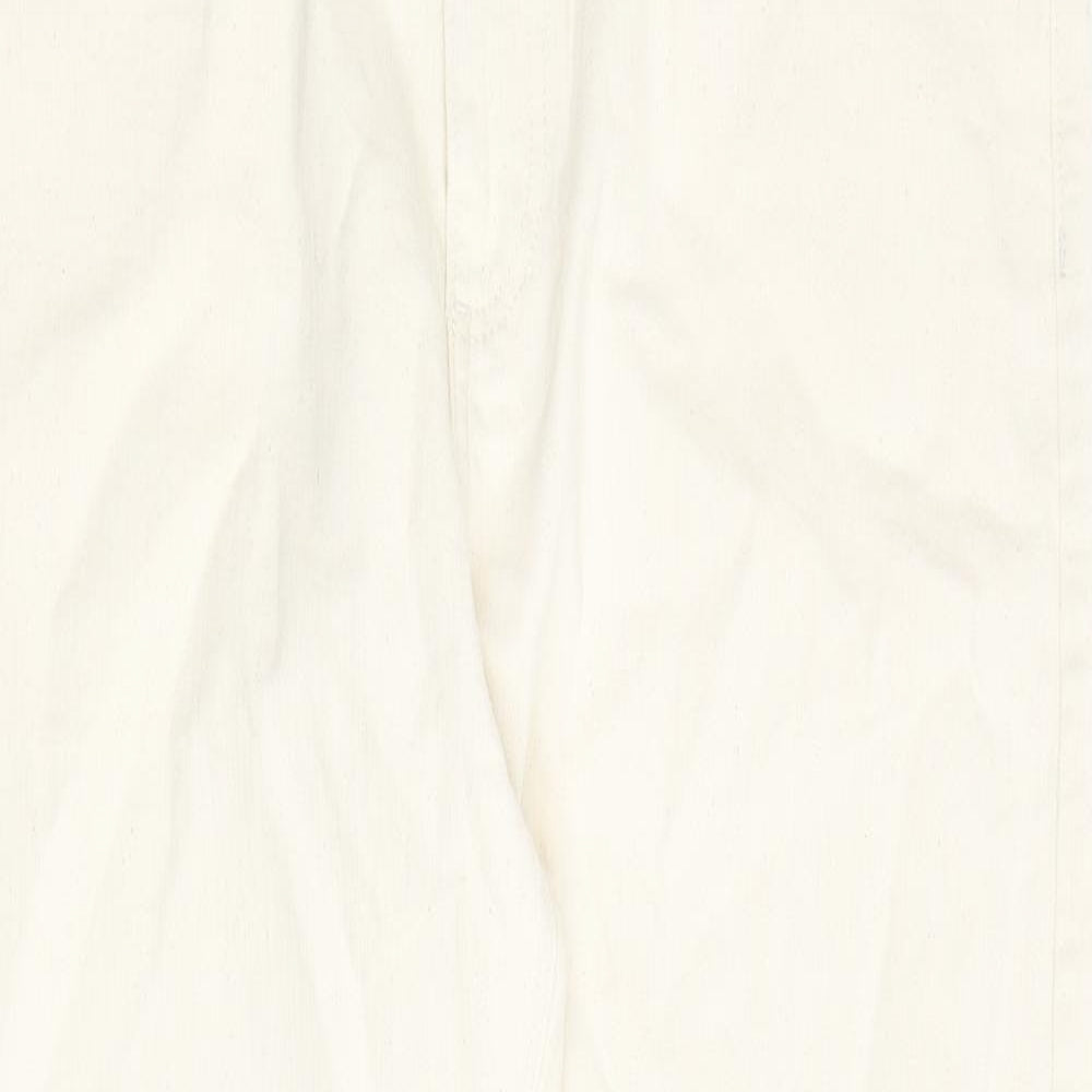 Marks and Spencer Mens Ivory Cotton Tapered Jeans Size 38 in L33 in Regular Zip