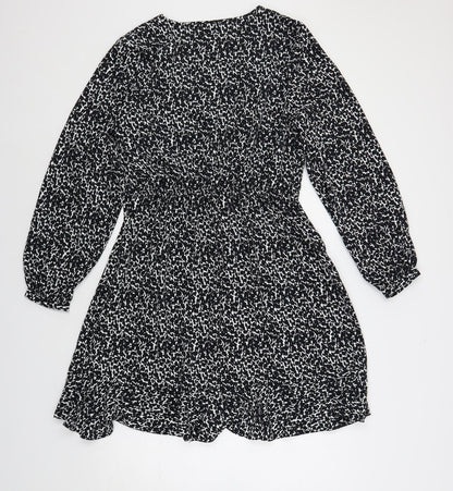 Very Womens Black Geometric Polyester A-Line Size 14 V-Neck Button