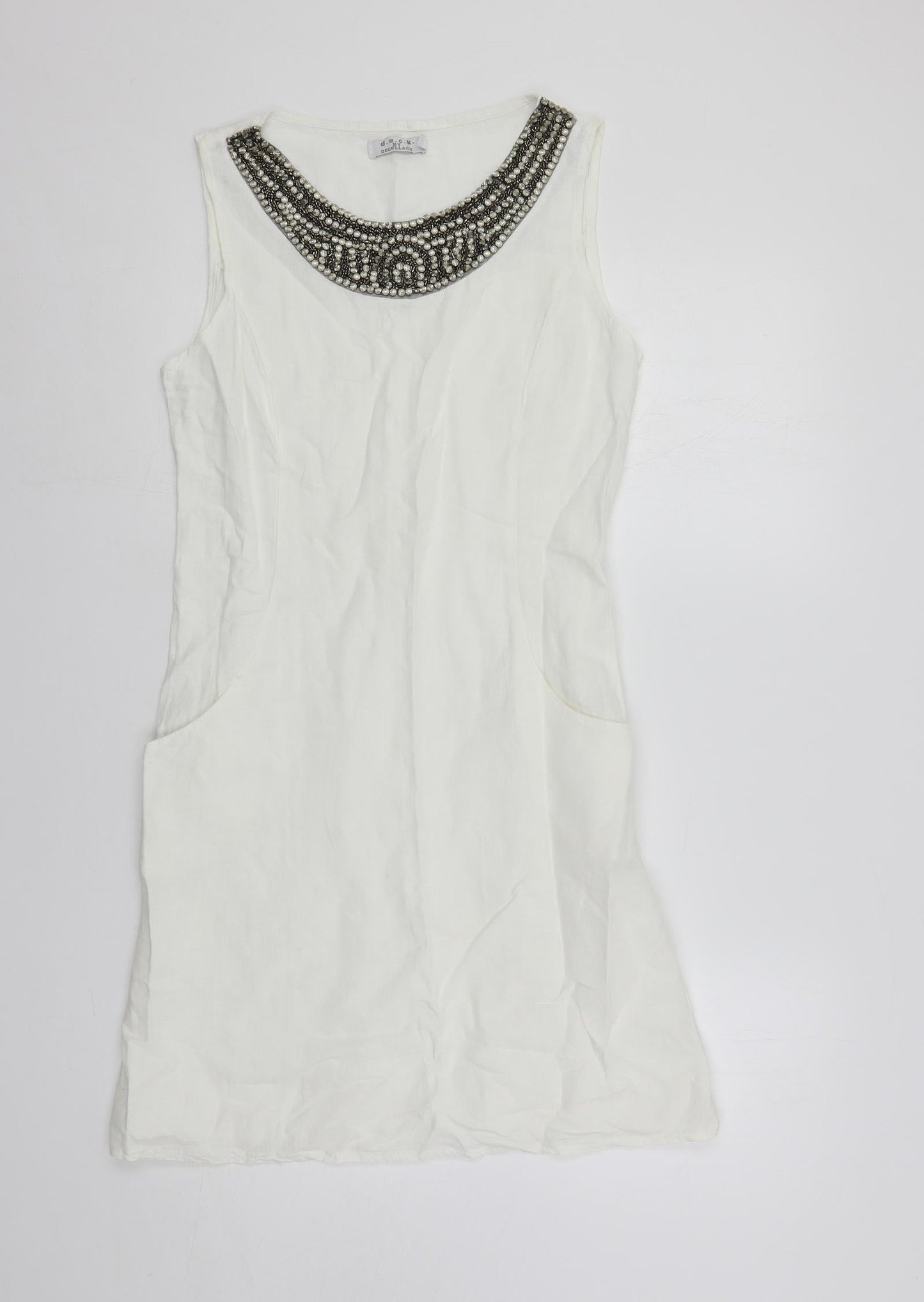 d.e.c.k. By Decollage Womens White Linen Shift Size 10 Boat Neck Pullover - Embellished Neckline