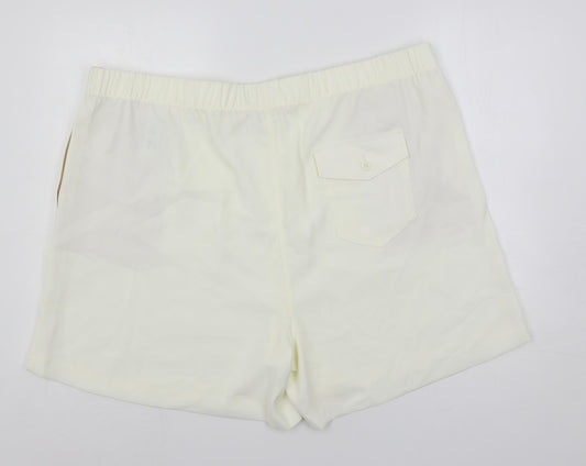 Marks and Spencer Womens Ivory Polyester Basic Shorts Size 24 L5 in Regular - Elastic Waist