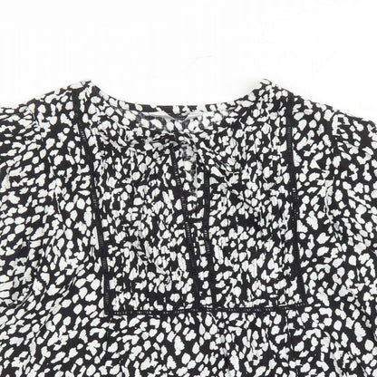 Marks and Spencer Womens Black Geometric Linen Basic Blouse Size 6 Round Neck - Keyhole Neckline