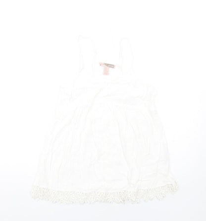 FOREVER 21 Womens White Viscose Camisole Blouse Size M V-Neck