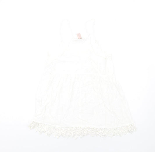 FOREVER 21 Womens White Viscose Camisole Blouse Size M V-Neck