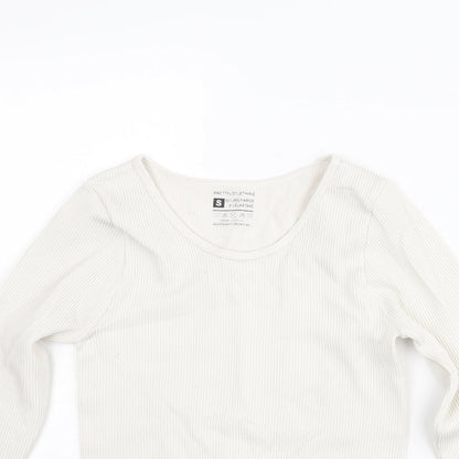 Womens UK Size S PRETTYLITTLETHING Ivory Cropped T-Shirt