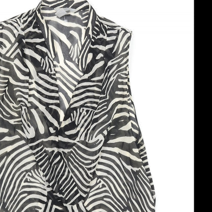 H&M Womens Black Animal Print Polyester Basic Blouse Size 8 V-Neck - Wrap Style Zebra Print