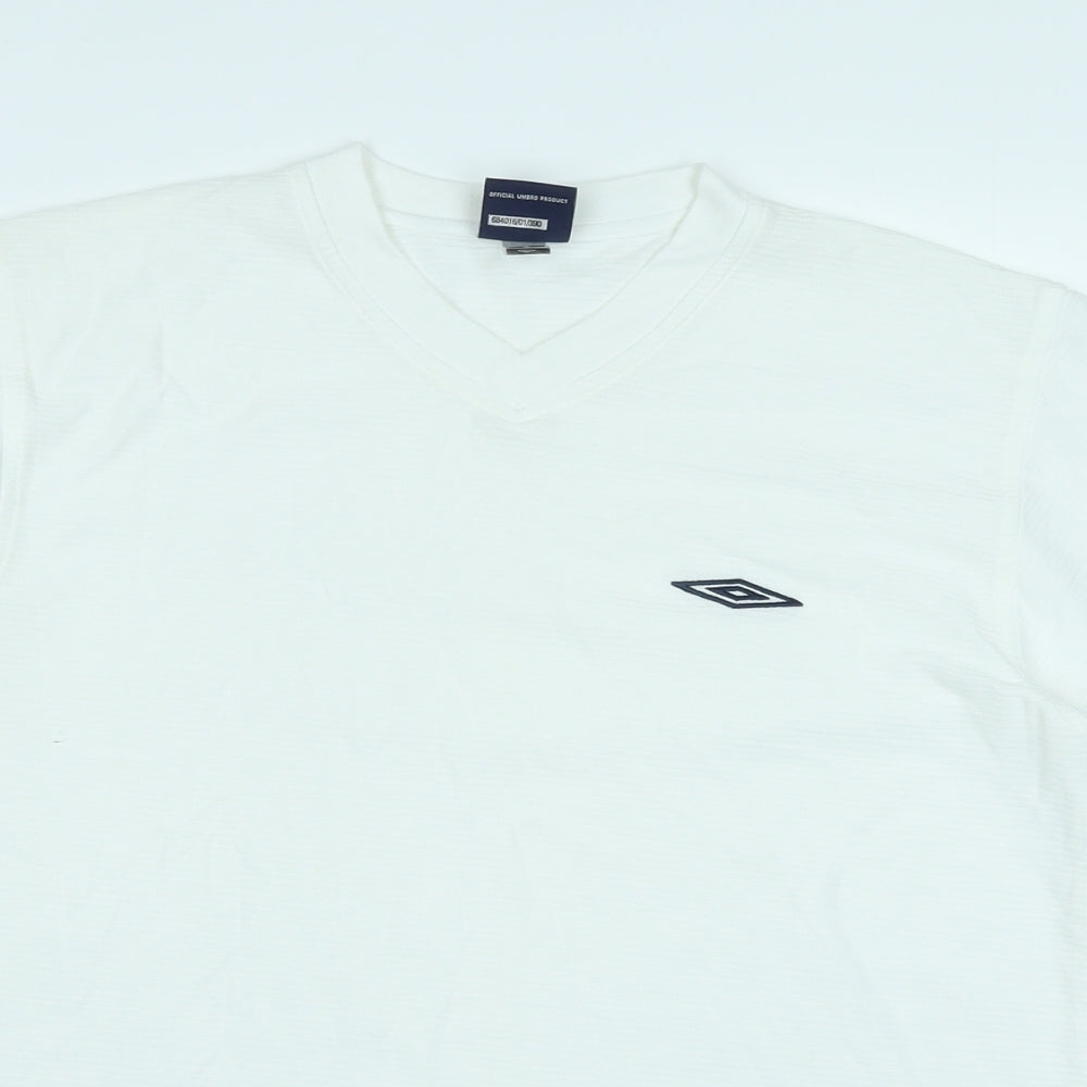 Umbro Mens White Polyester Basic T-Shirt Size L V-Neck Pullover - Logo