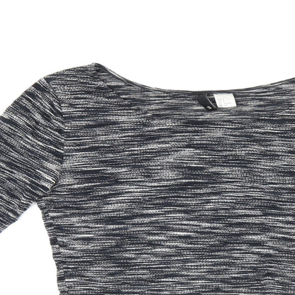 H&M Womens Black Geometric Viscose Cropped T-Shirt Size S Scoop Neck
