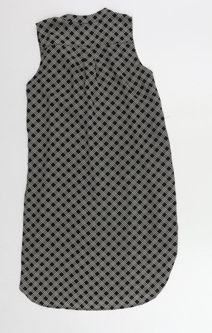 H&M Womens Black Geometric Polyester Shift Size 6 V-Neck Pullover