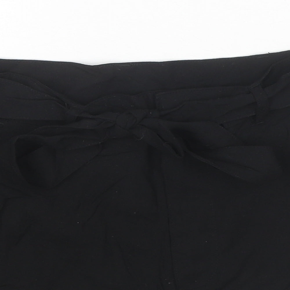 H&M Womens Black Viscose Basic Shorts Size 8 L3 in Regular Zip
