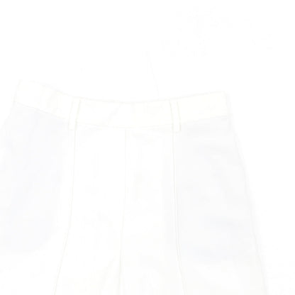 Marks and Spencer Womens White Polyester Basic Shorts Size 10 L8 in Regular Pull On