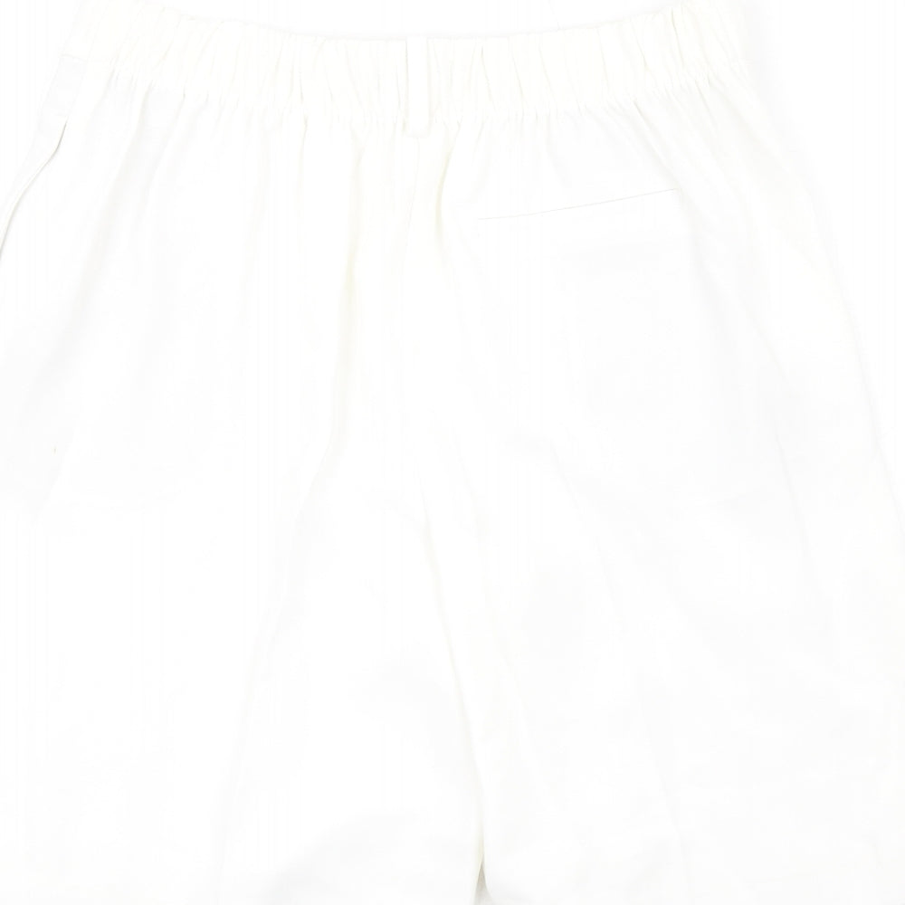 Marks and Spencer Womens White Polyester Basic Shorts Size 10 L8 in Regular Pull On