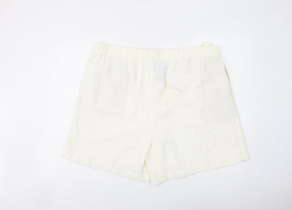 Marks and Spencer Womens Ivory Polyester Basic Shorts Size 22 L6 in Regular Pull On