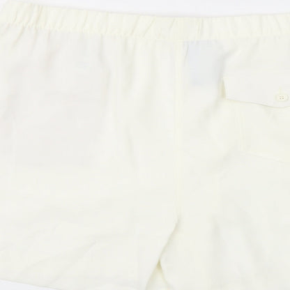 Marks and Spencer Womens Ivory Polyester Basic Shorts Size 22 L6 in Regular Pull On