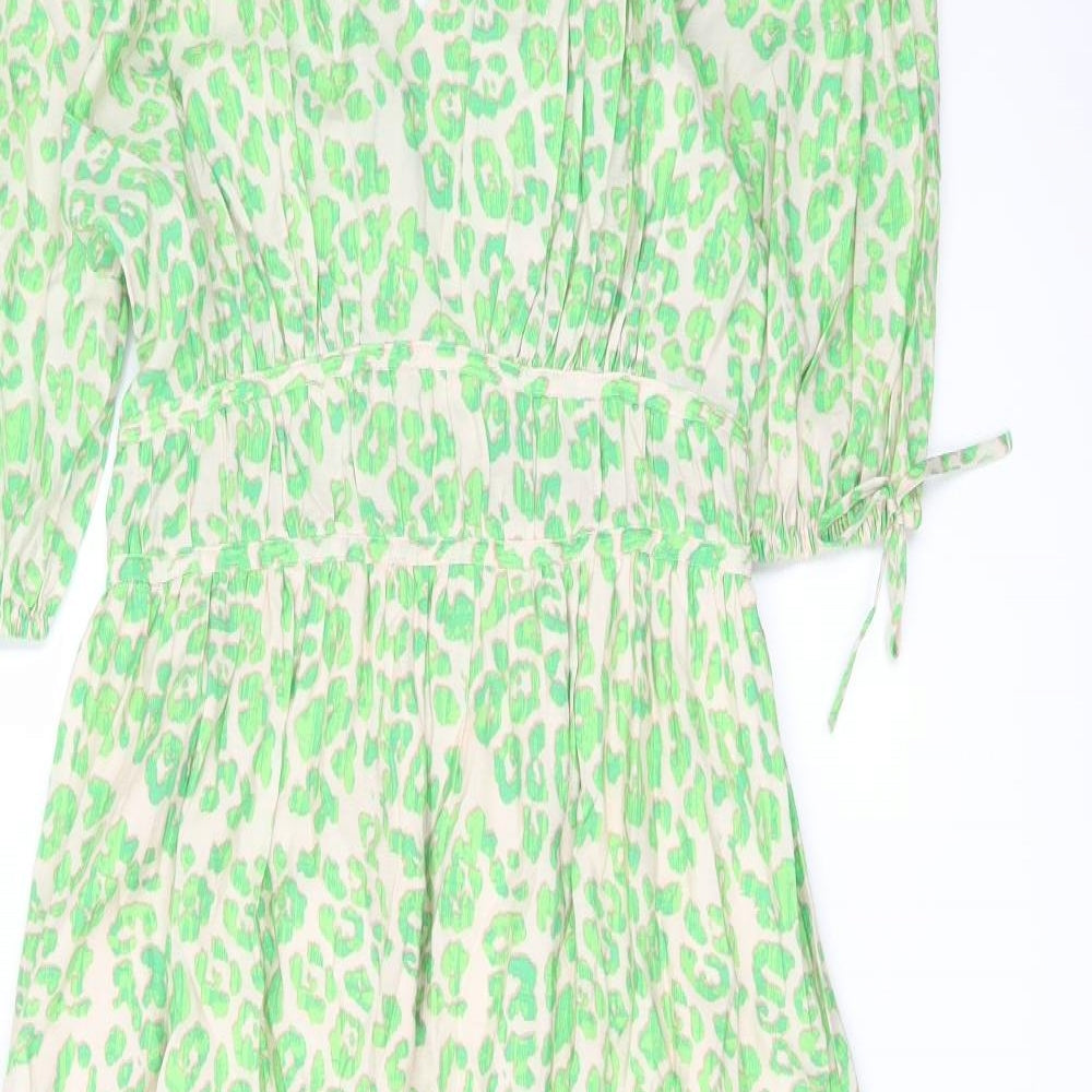 Marks and Spencer Womens Green Animal Print Viscose A-Line Size 8 V-Neck Pullover